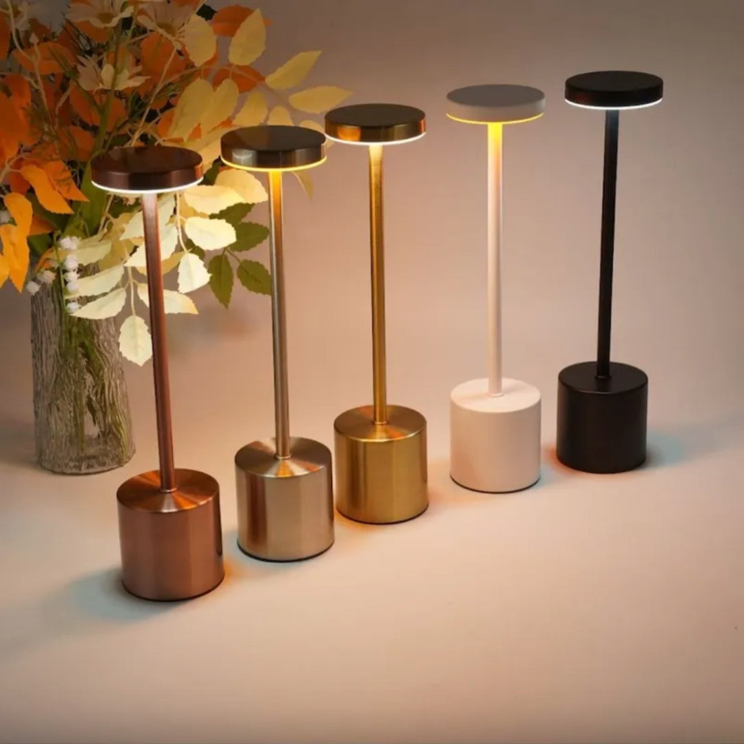 置くだけで、部屋がすっと整う。Hikari One LEDテーブルランプ